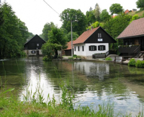 Гостиница Holiday House Rastoke Pod Lipom  Слунй 